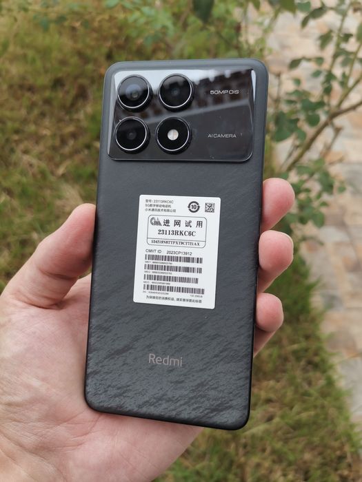 Xiaomi Redmi K70 16GB / 256GB