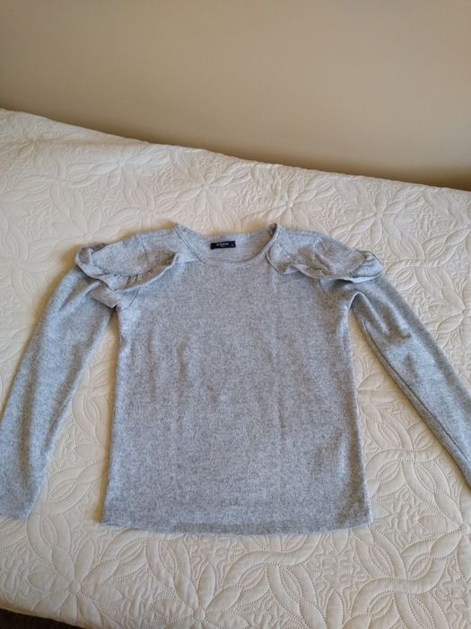 Bluzka szara z falbankami