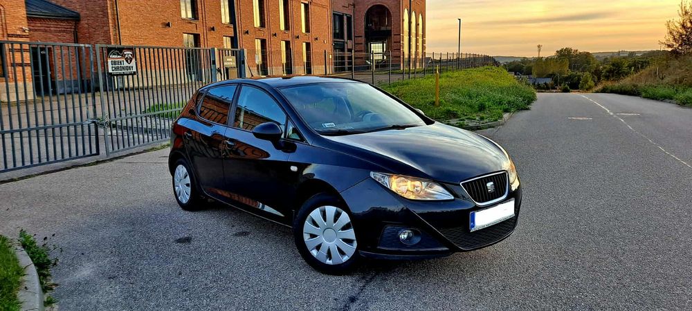 Seat Ibiza 2011 1.2Benzyna Klima •Bogate wyposażenie• Zarejestr w PL