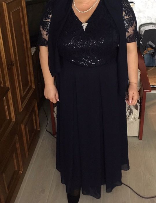 Продается нарядное платье