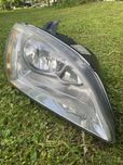 Reflektor lampa przednia przód Ford Focus mk2 04-08 prawa przedlift