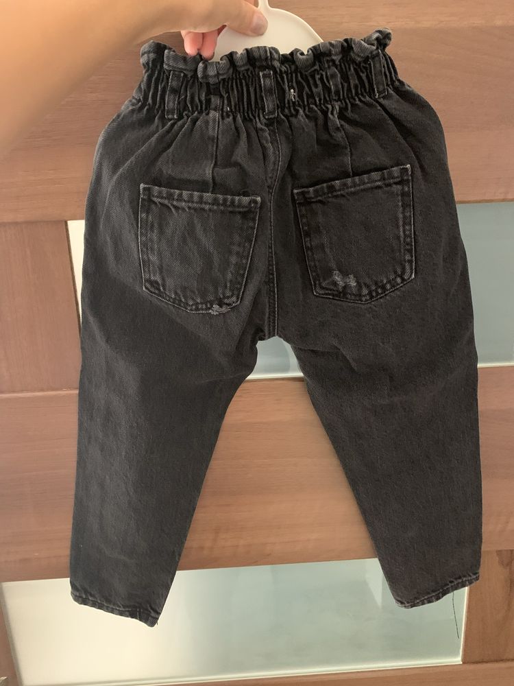 Продам джинси Zara для дівчинки 3-4рочки, розмір 104, стан ідеальний