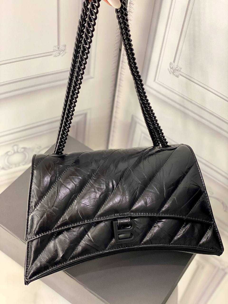 Сумка, жіноча, Balenciaga Medium Chain Bag Quilted in Black