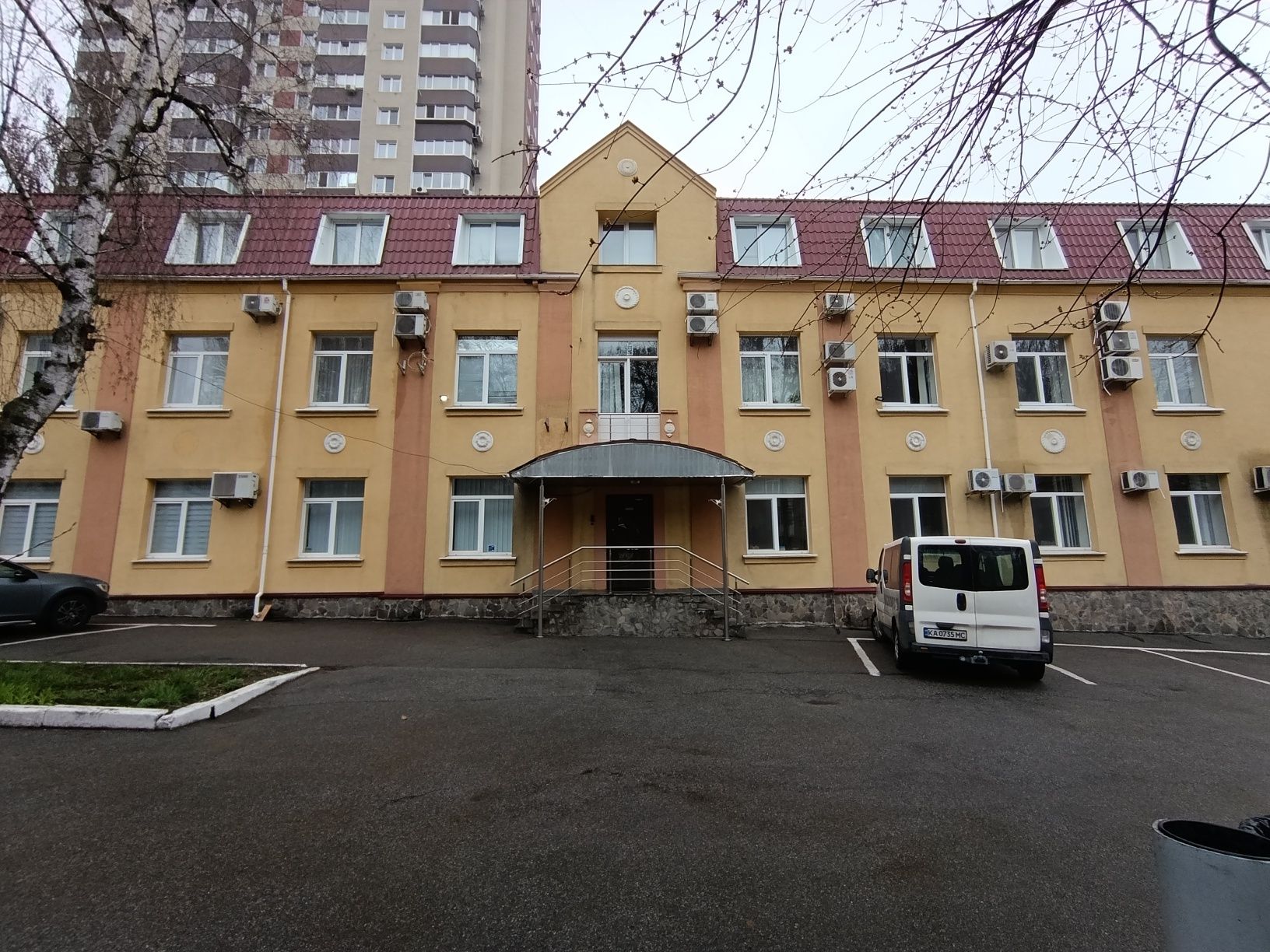 Без комісії | 1й поверх | 37 м² | Шулявка, Гарматна, Вацвала Гавела