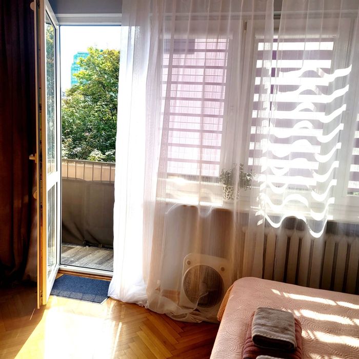 Apartament w samym centrum. dworzec centralny. Na doby, noce i godziny