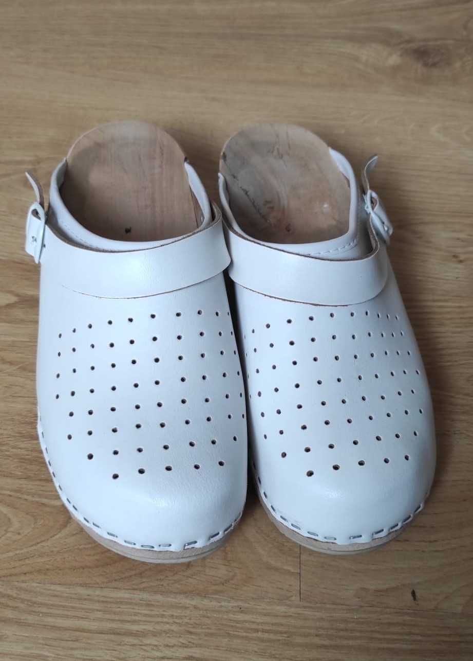 Nowe białe drewniaki chodaki Swedish Clogs Ortopedik