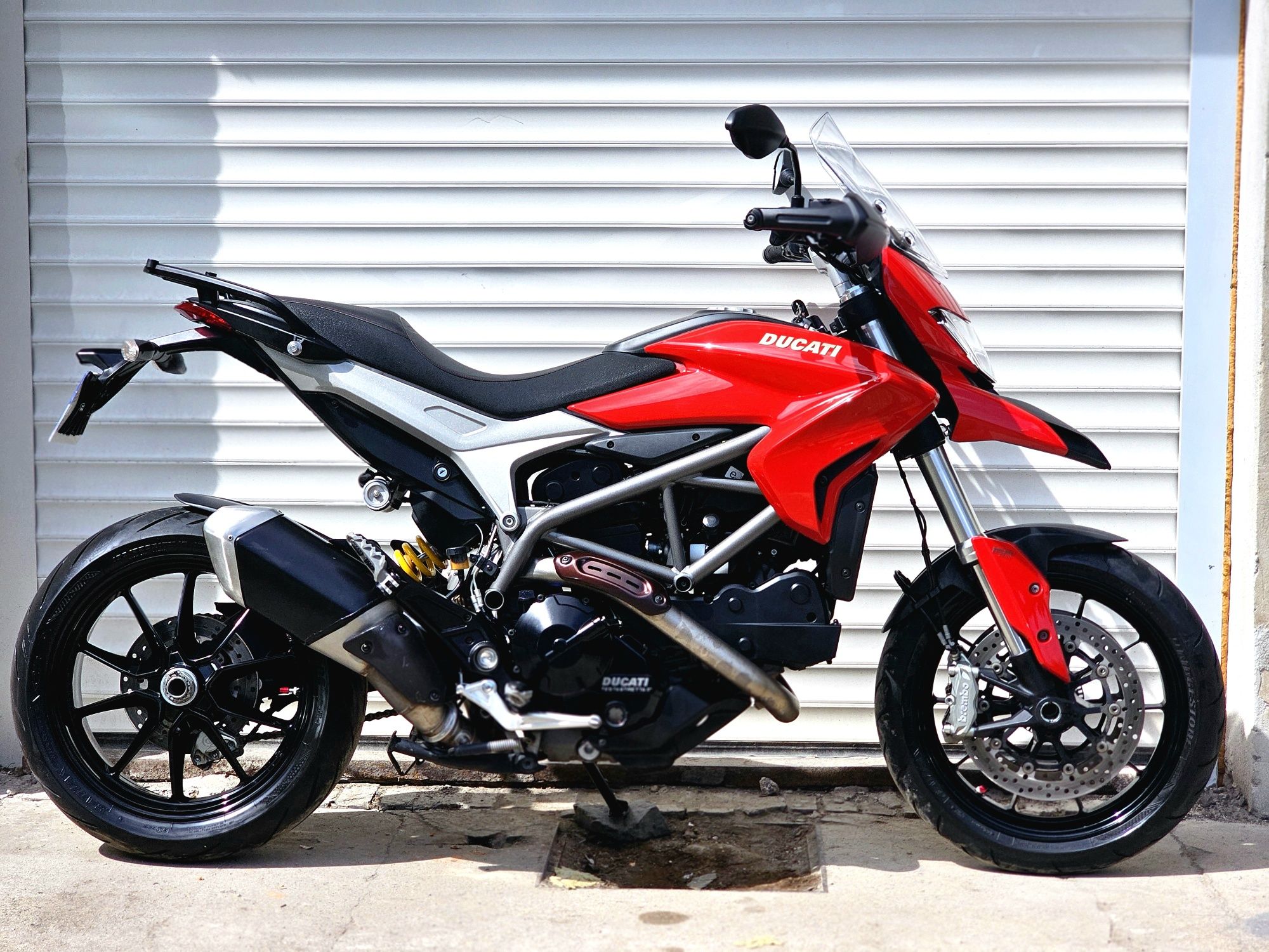 Ducati Hypermotard 821 z 2013 roku Hyperstrada 110km