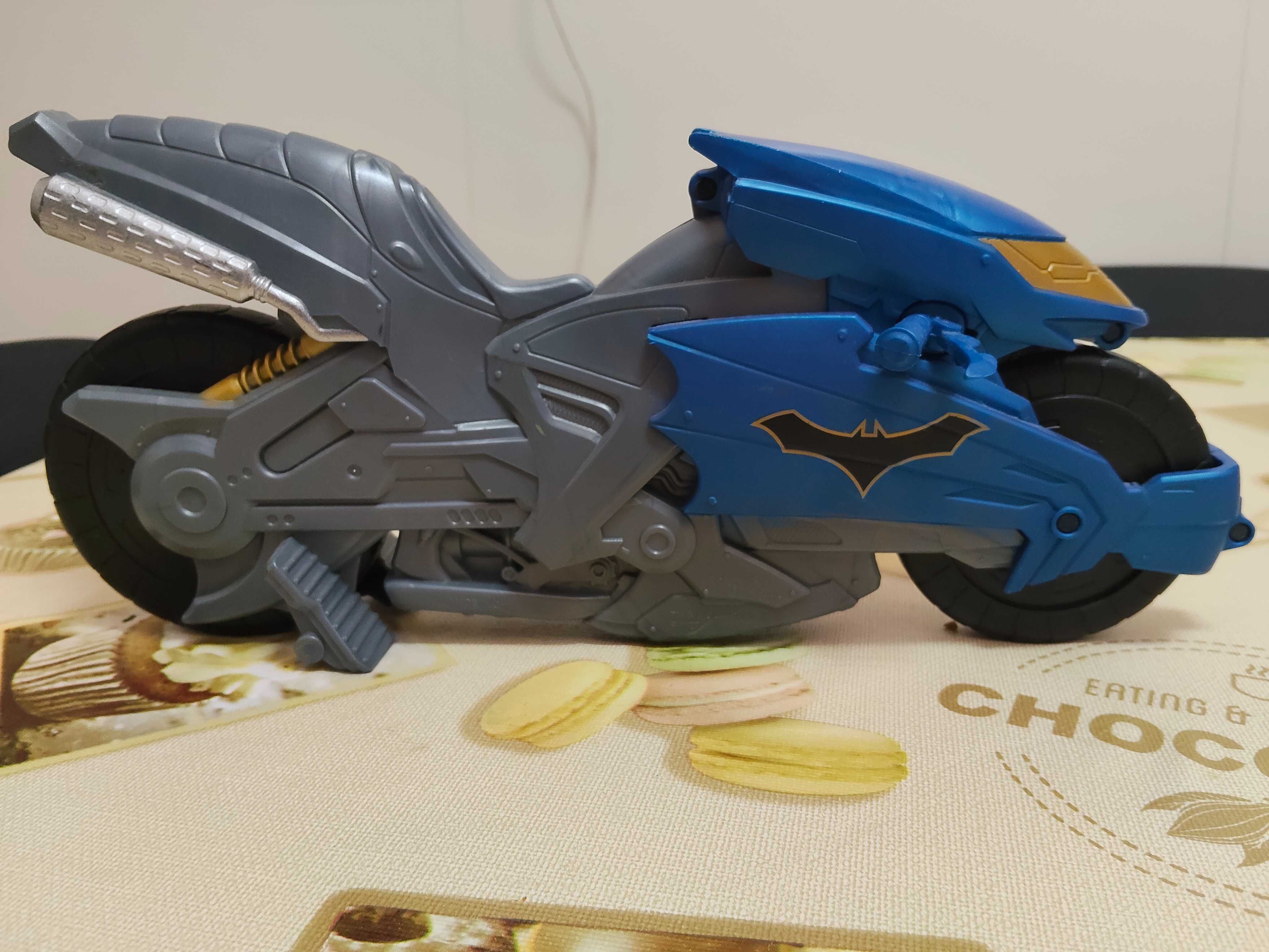 Batman com moto - Mattel
