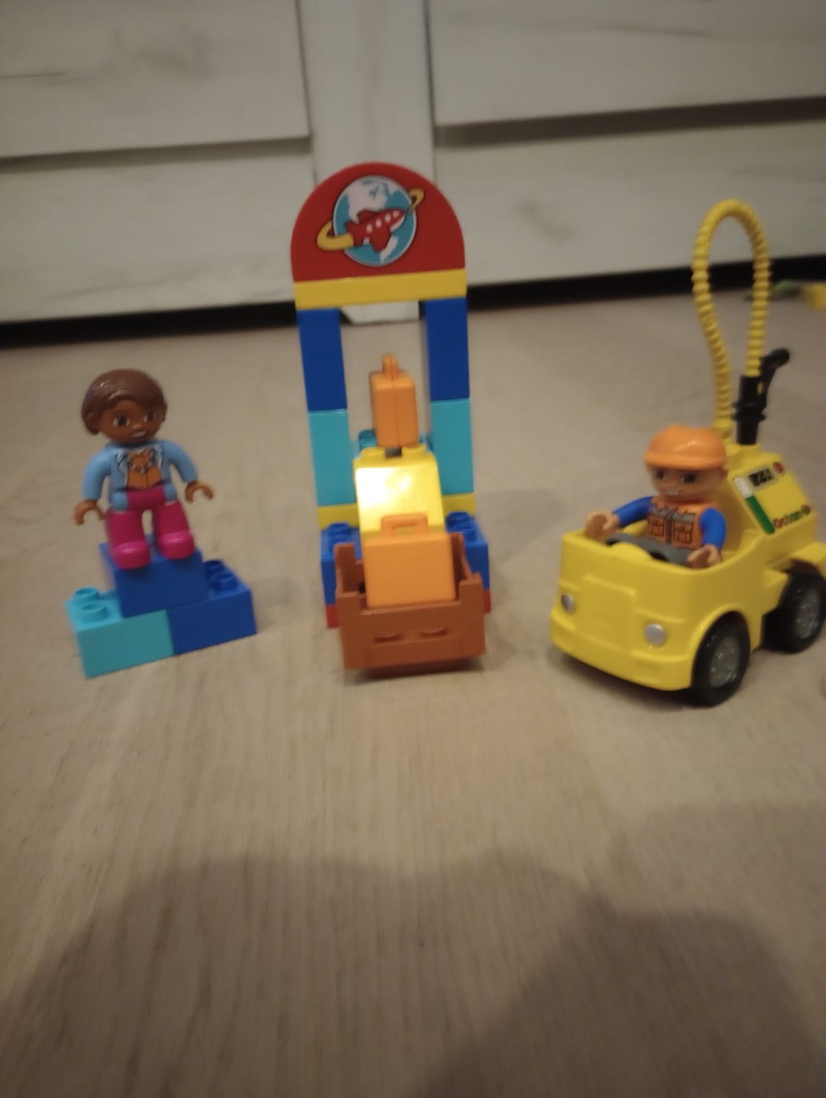 Lego duplo samolot  lotnisko 10590