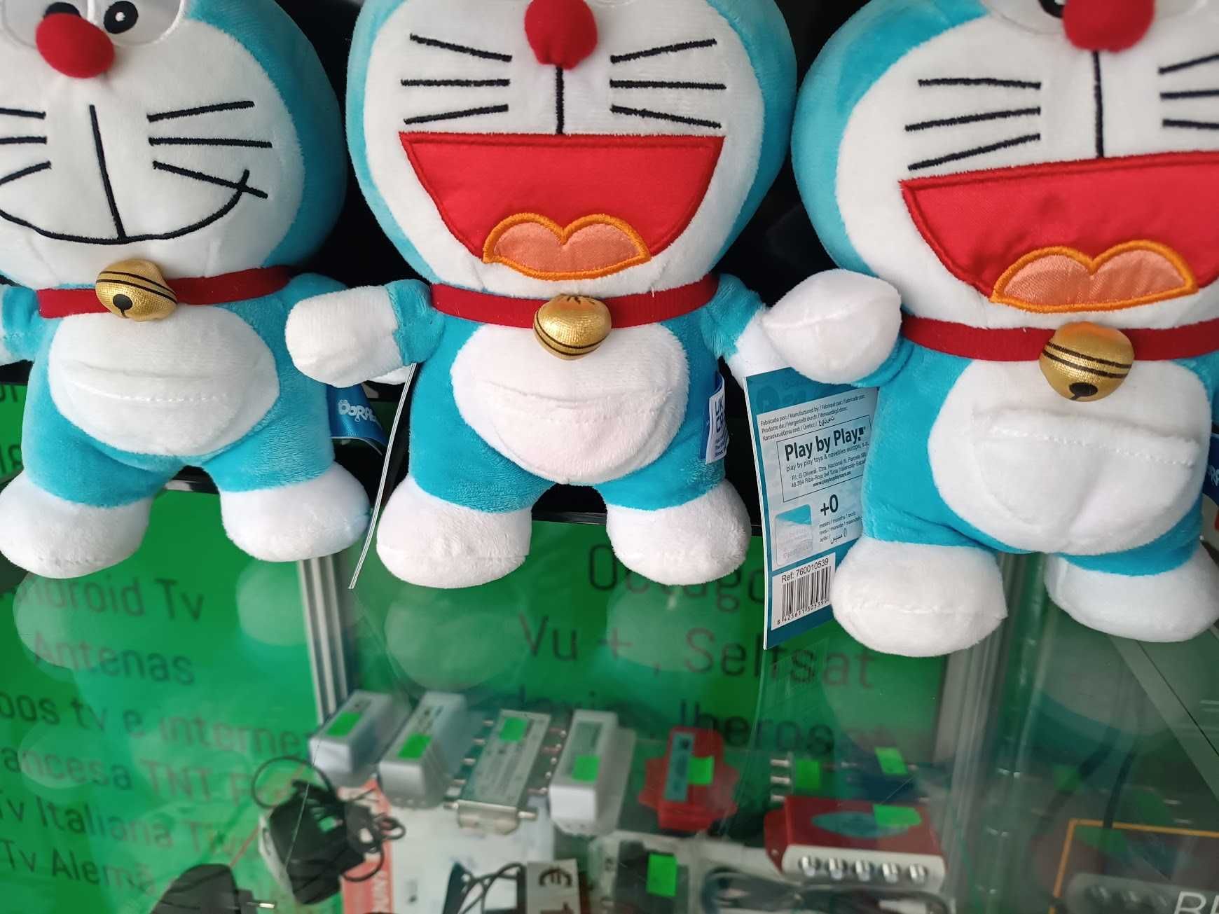 Peluches Doraemon tamanhos T20 E T30 CM