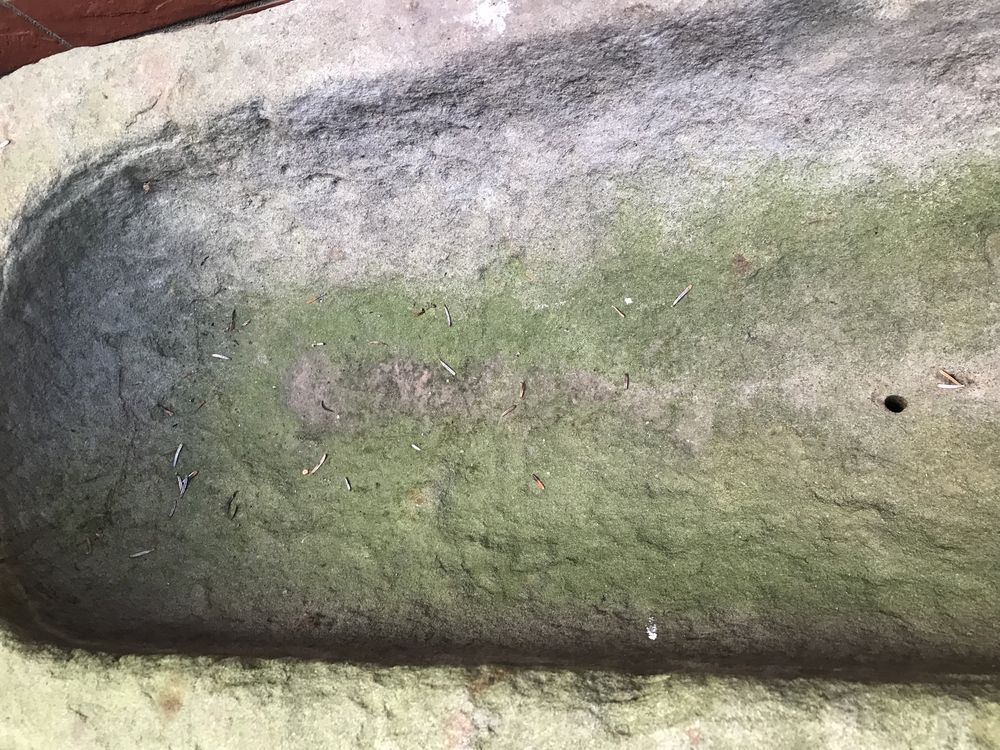 Koryto kamienne z piaskowca piaskowcowe donica wanna 110 x38x25