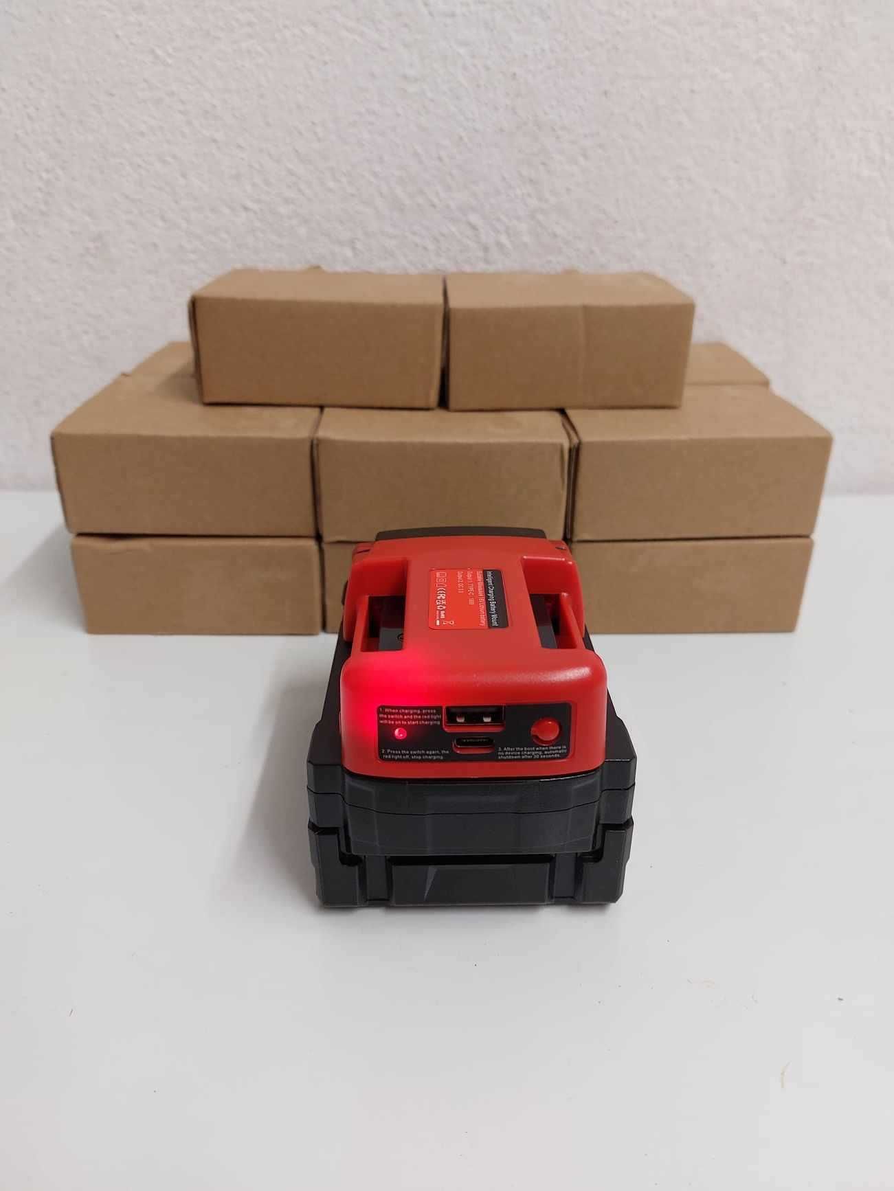 Adapter ładowarka USB USB-C na baterie MILWAUKEE M18