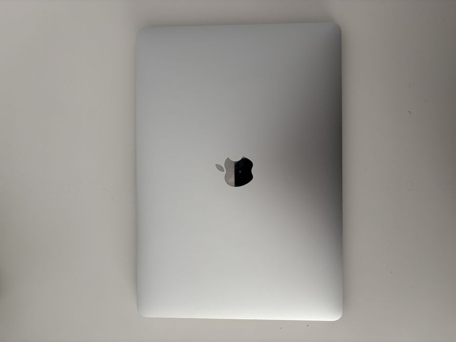 Macbook Pro 13’/M1/16Gb RAM/256 Gb SSD