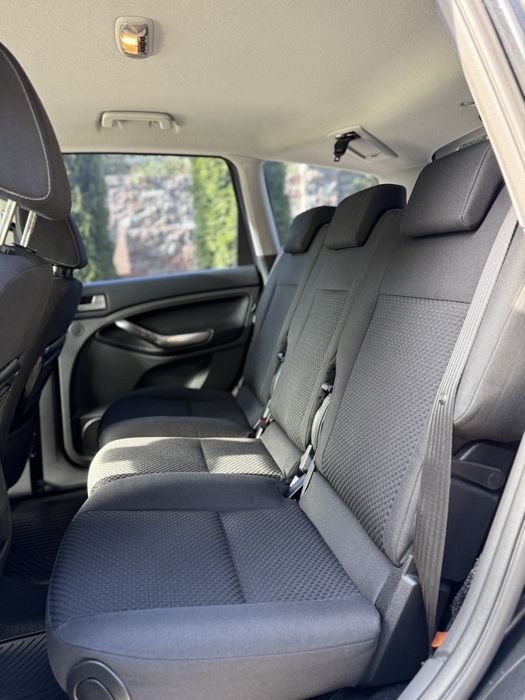 Ford c-max 2009 restailyng