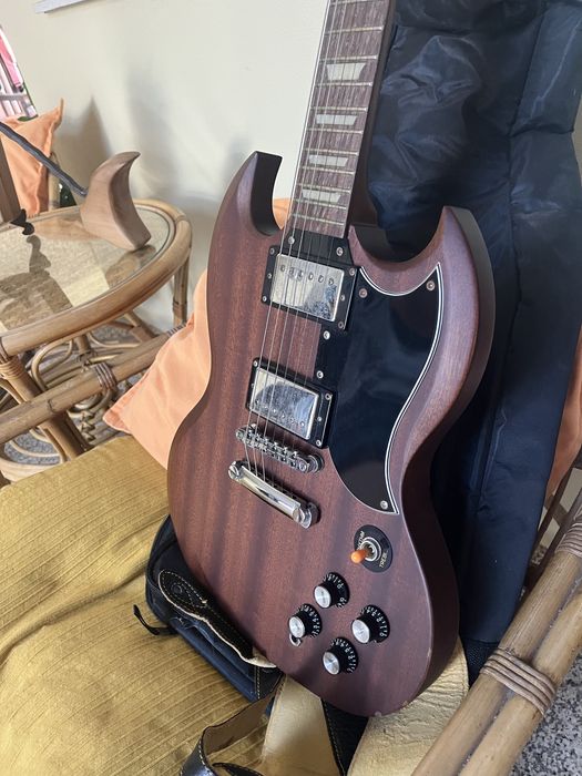 Epiphone SG madeira