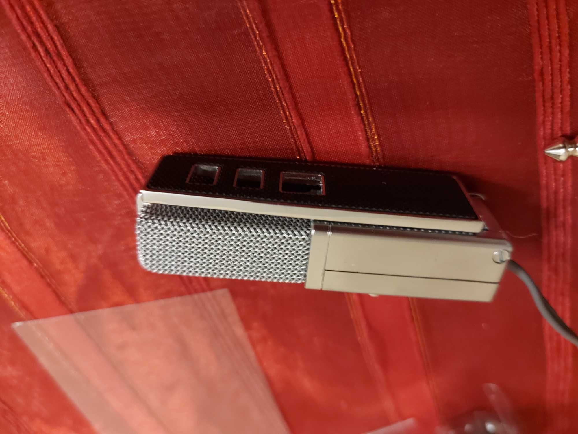 Zabytkowy mikrofon Aiwa. Cudeńko technologiczne z lat 70-tych