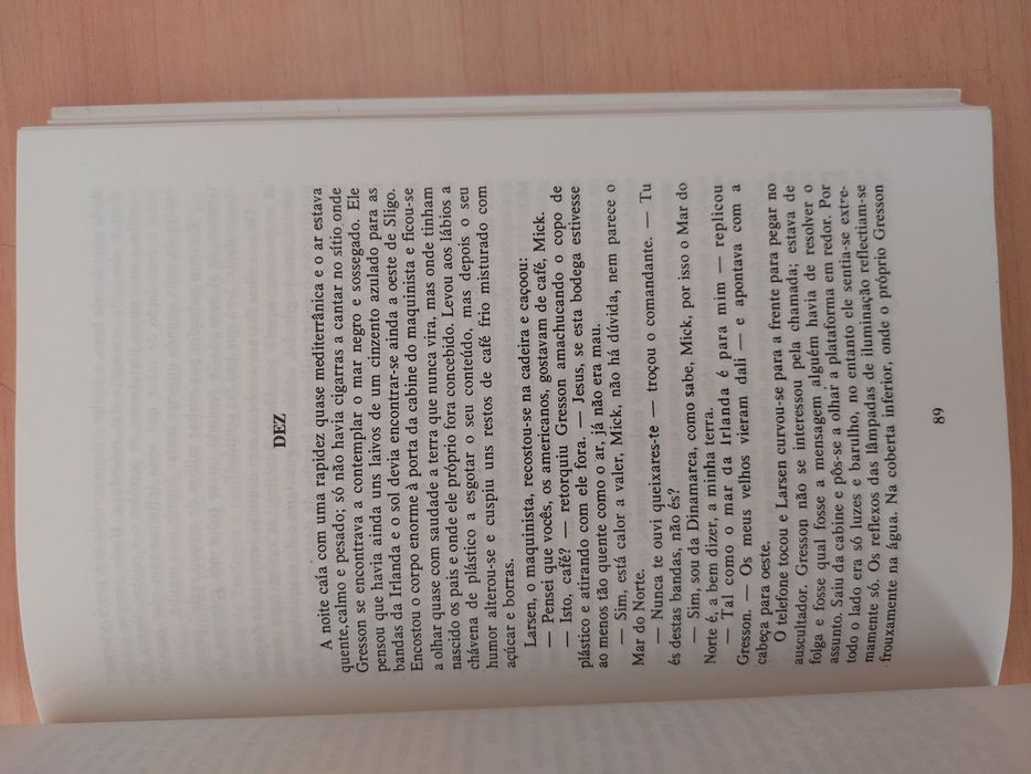 L " O Cavalo de Moscovo " John Denis (Optimo Estado)