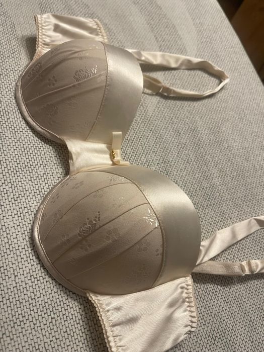 Biustonosz 80B satynowy