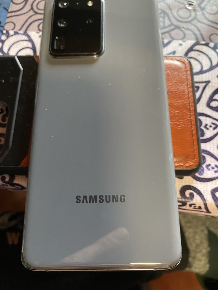Troco Samsung Galaxy S20 Ultra 128GB+256GB