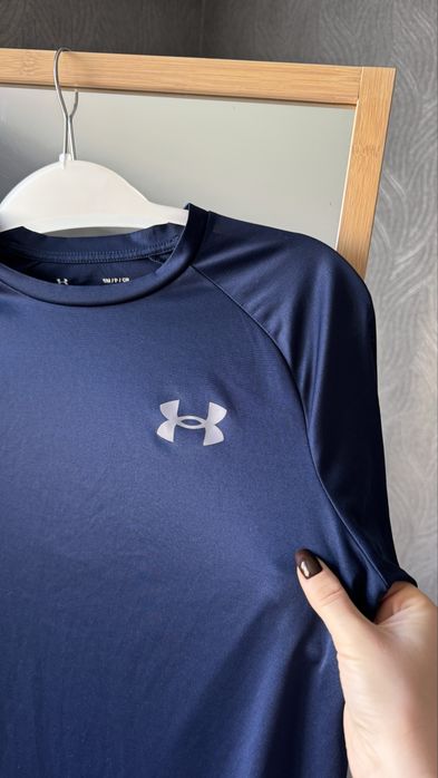 Футболка чоловіча under armour синього кольору, розмір М