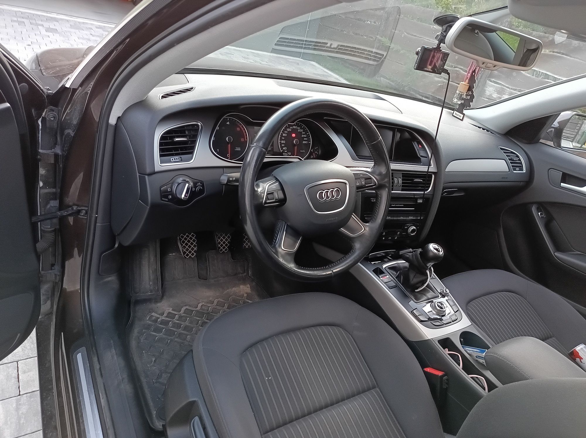 Piękne Audi A4 Avant