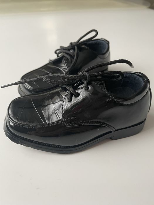 Дитячі лакові туфлі для хлопчика