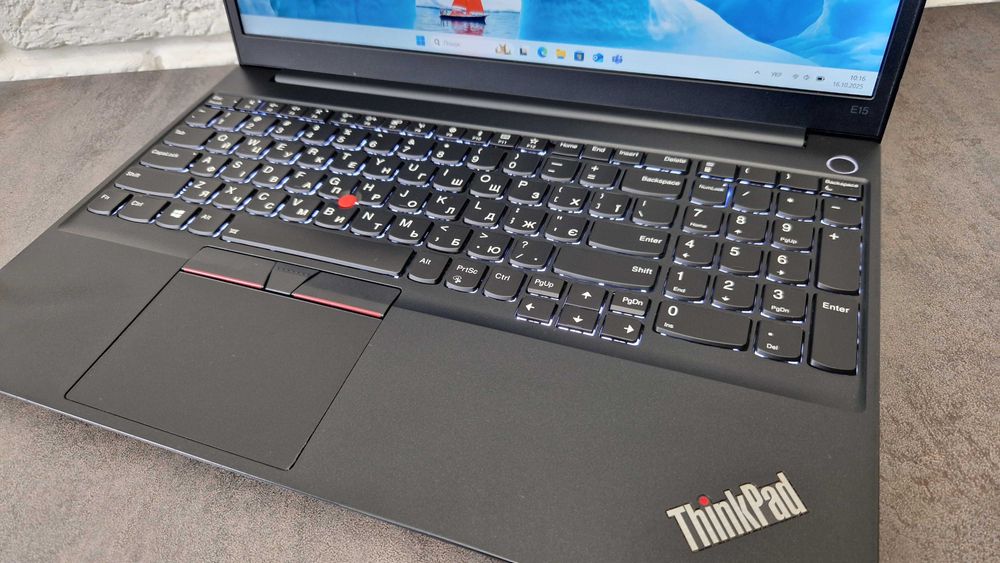 Ноутбук Lenovo ThinkPad Е15 i7-1165G7/16/256