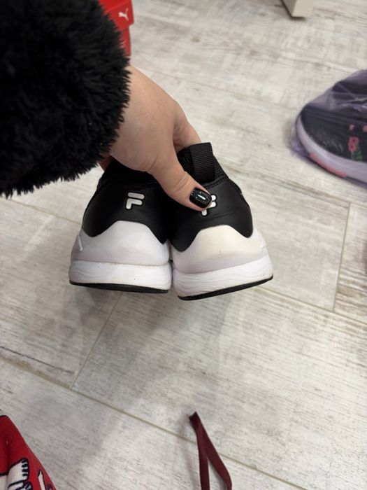 Кросівки Fila в ідеальному стані