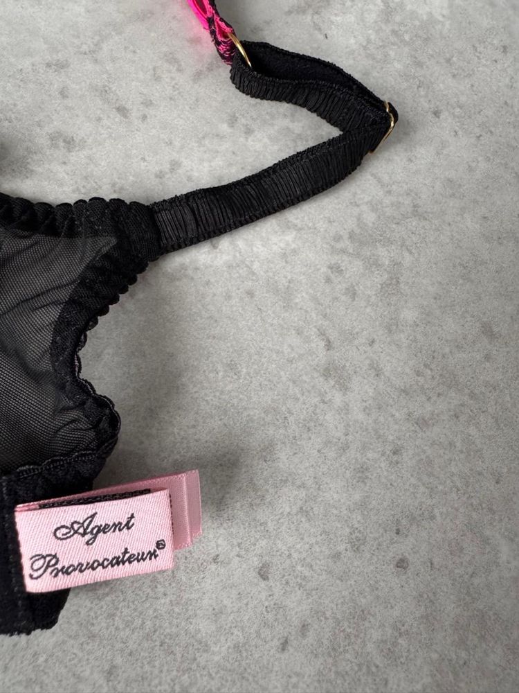 Бюсти набор Agent Provocateur