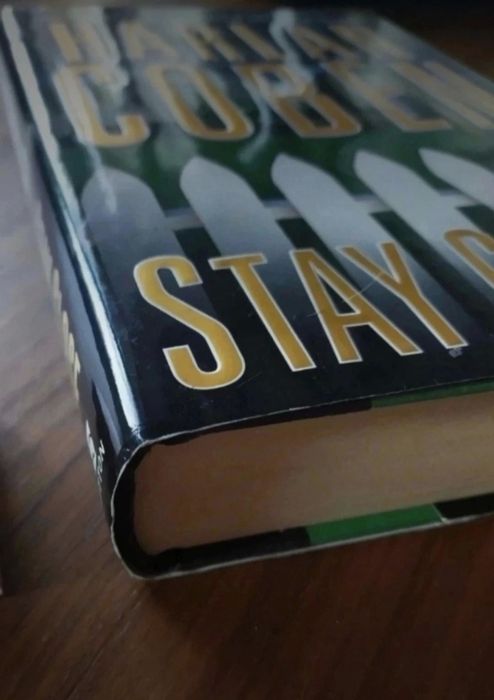 Harlan Coben, Stay Close/Zostań przy mnie. Nowa książka, twarda oprawa