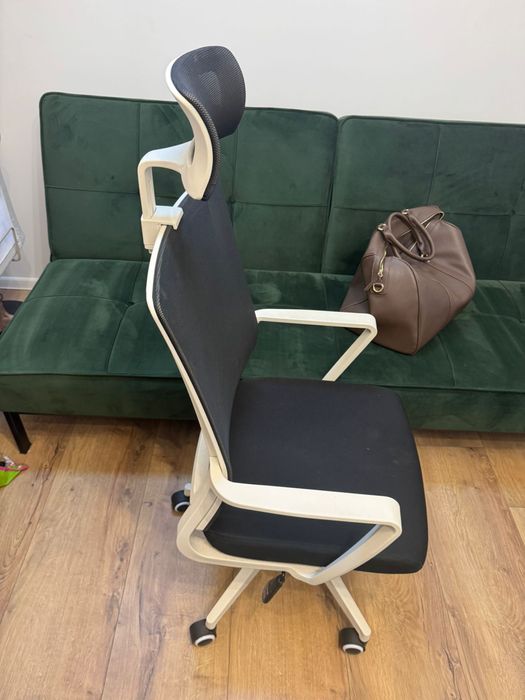 Ergonomiczny fotel biurowy