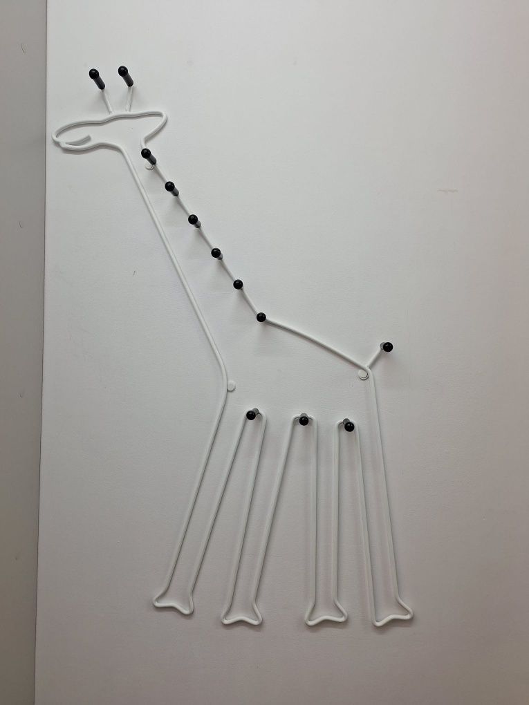 Wieszak żyrafa ikea