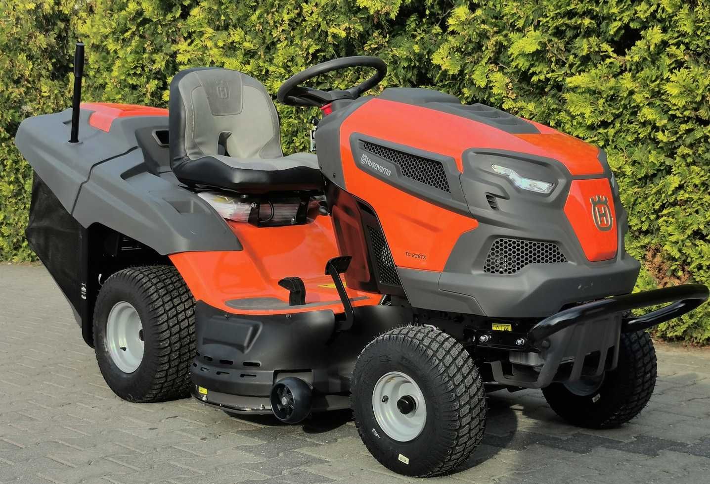 Traktorek kosiarka Husqvarna TC 238TX Nowy z gwarancją !!! Hydro Brigg