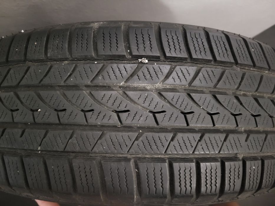 Opony zimowe M+S Falken Eurowinter HS439 215/70/16  100T