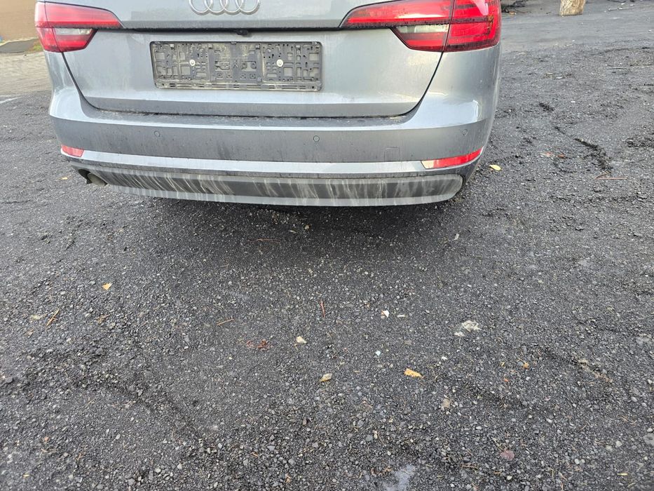Zderzak tył audi a4 b9 kombi avant LX7R kompletny