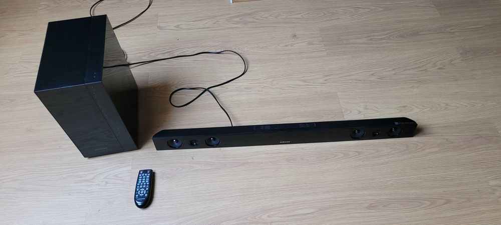 Soundbar Samsung Subwoofer – Bluetooth, USB
