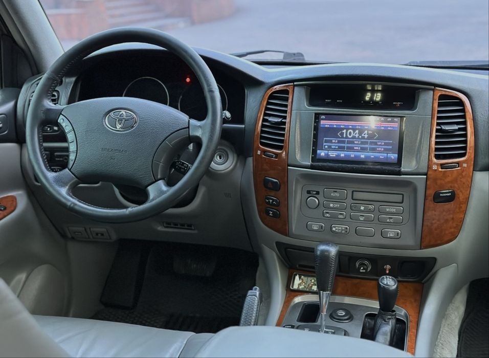 Продам ЛЕГЕНДУ Toyota Land Cruiser 100 2004 4.7 газ