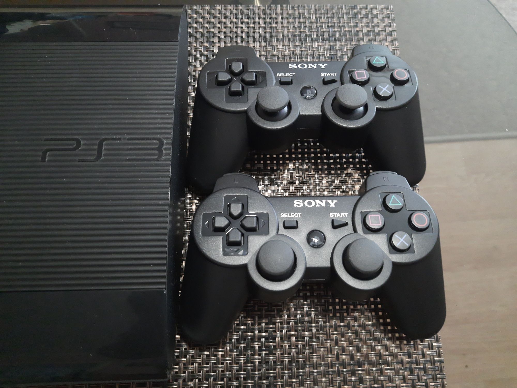 PS3 Super Slim 500gb +45 игр Gta 5, San Andreas/Mortal/God of War/Fifa