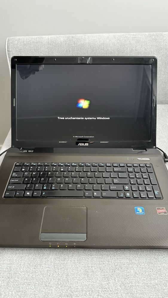 Laptop ASUS K72D | sprawny | 512GB HDD | przekątna 17” | Win7