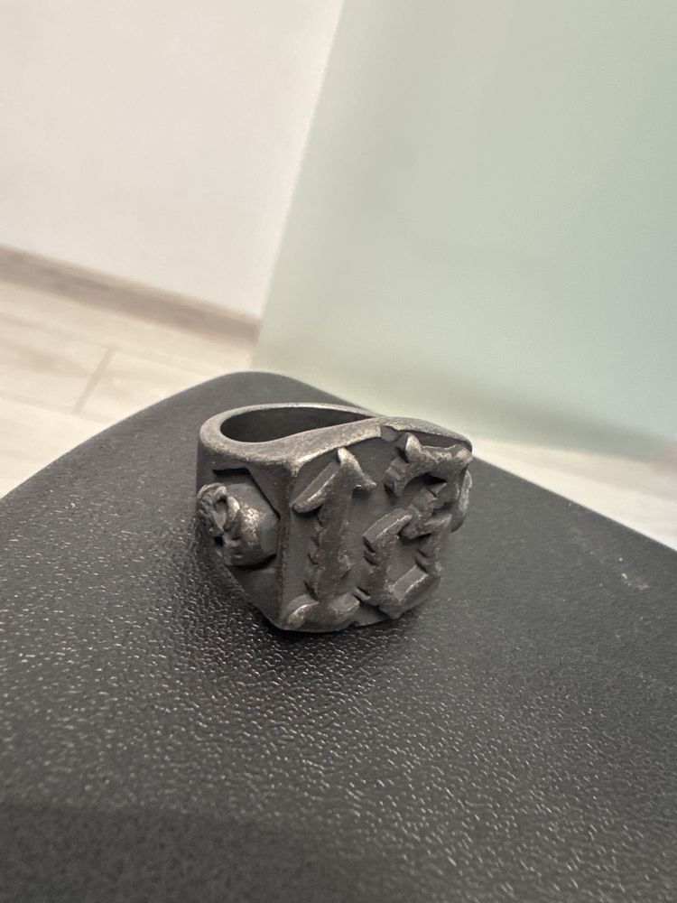 Sygnet 13 trzynastka fi20 mm