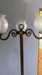 Ozdobna lampa stojaca