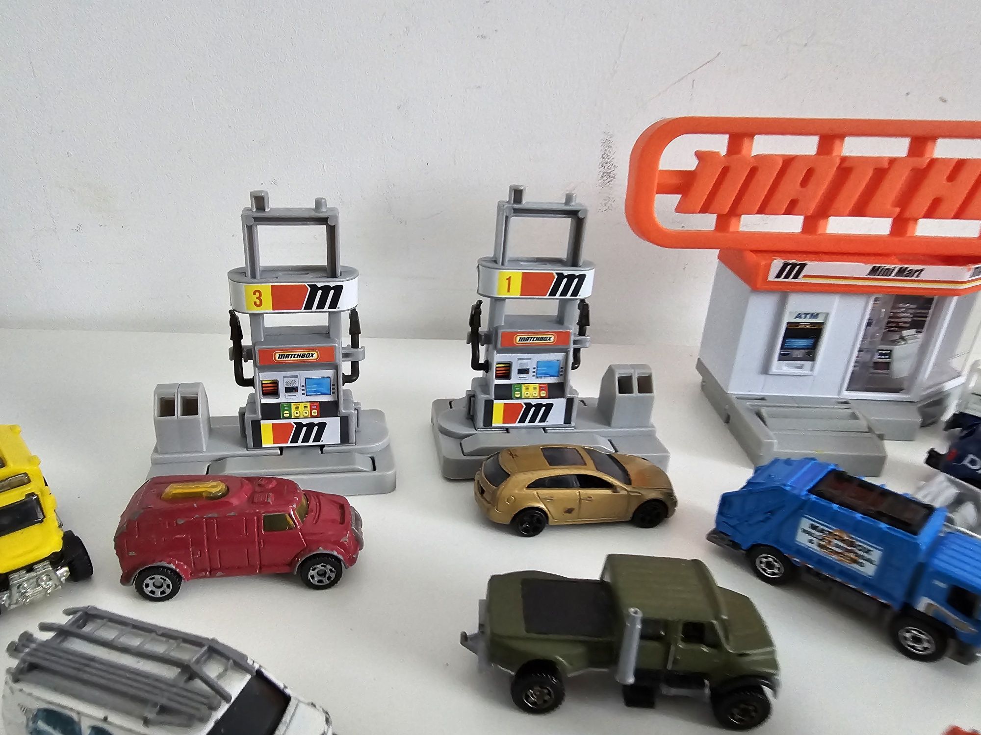 Matchbox zestaw autek cpn