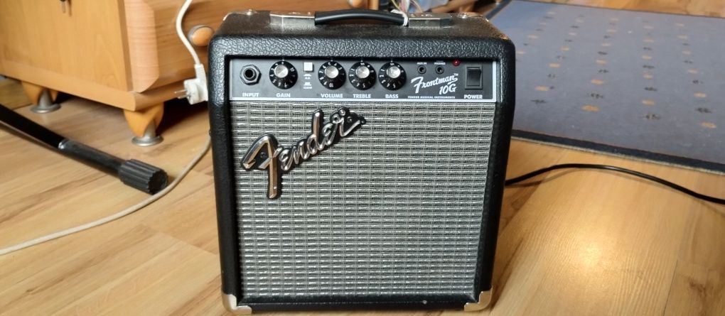 Fender frontman 10G wzmacniacz gitarowy