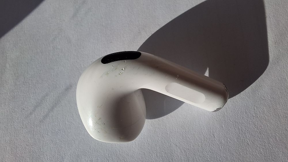 навушник лівий Apple A3053