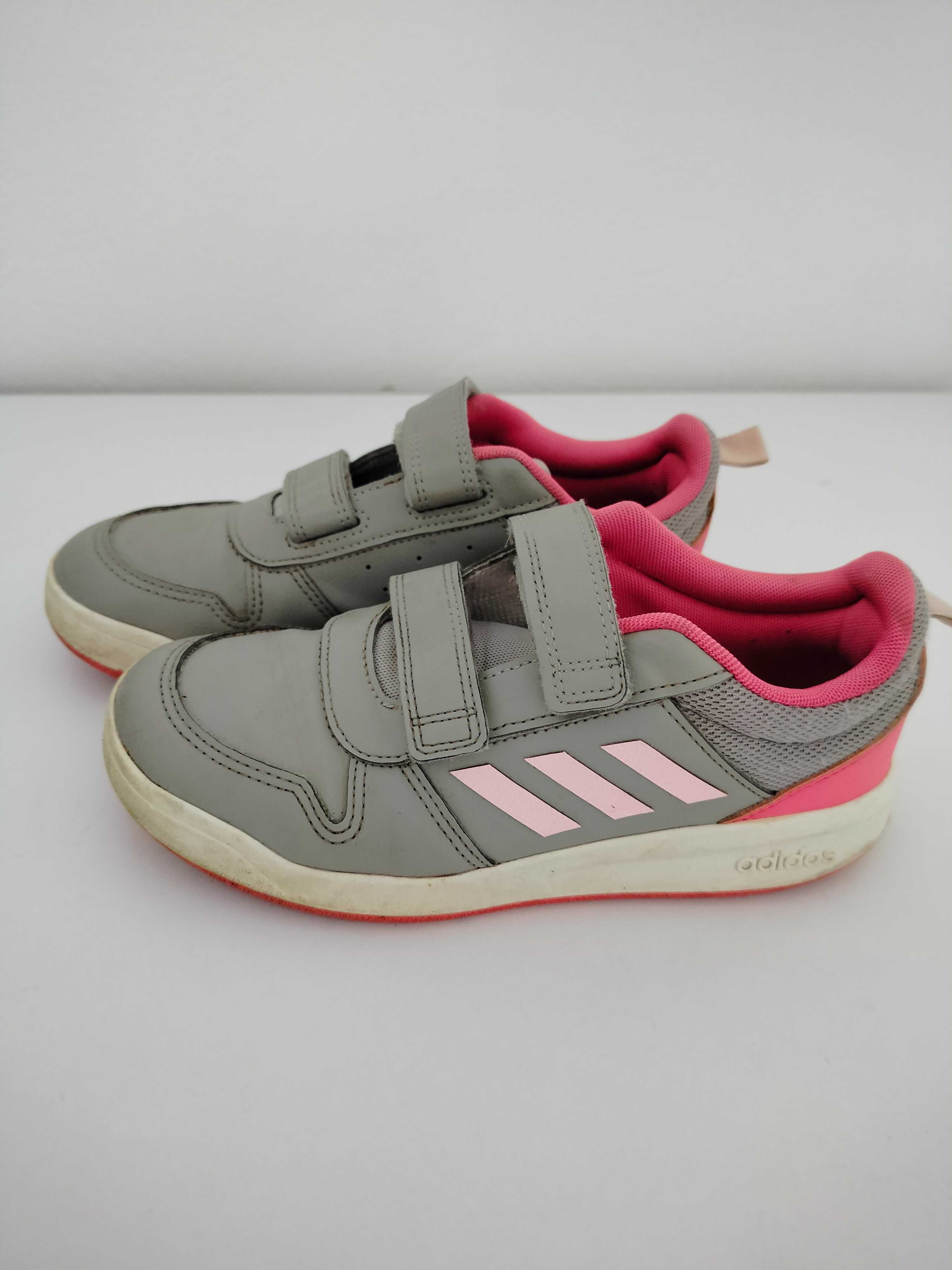 Buty dziewczęce Adidas