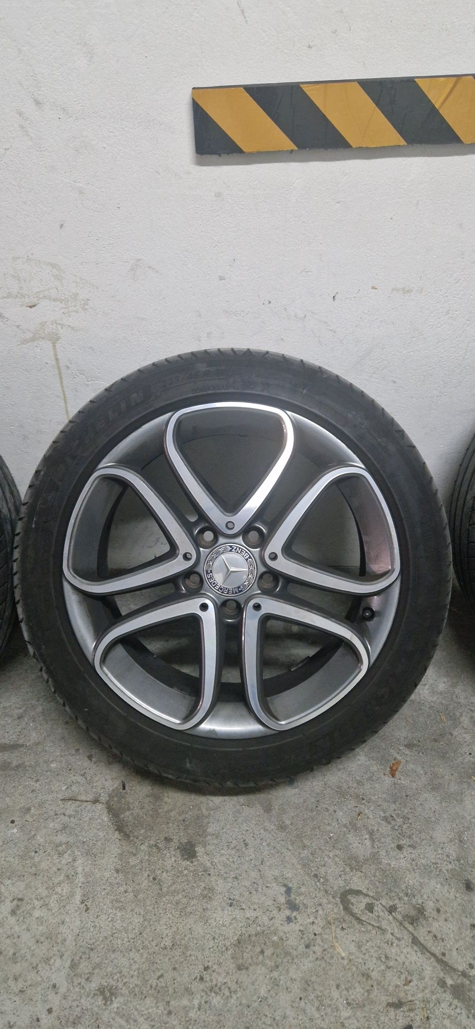 Jantes Mercedes 17 Avantgarde originais Originais com pneus Michelin