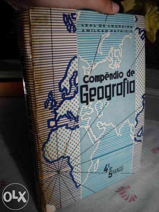 Livro "Compêndio de Geografia" antigo