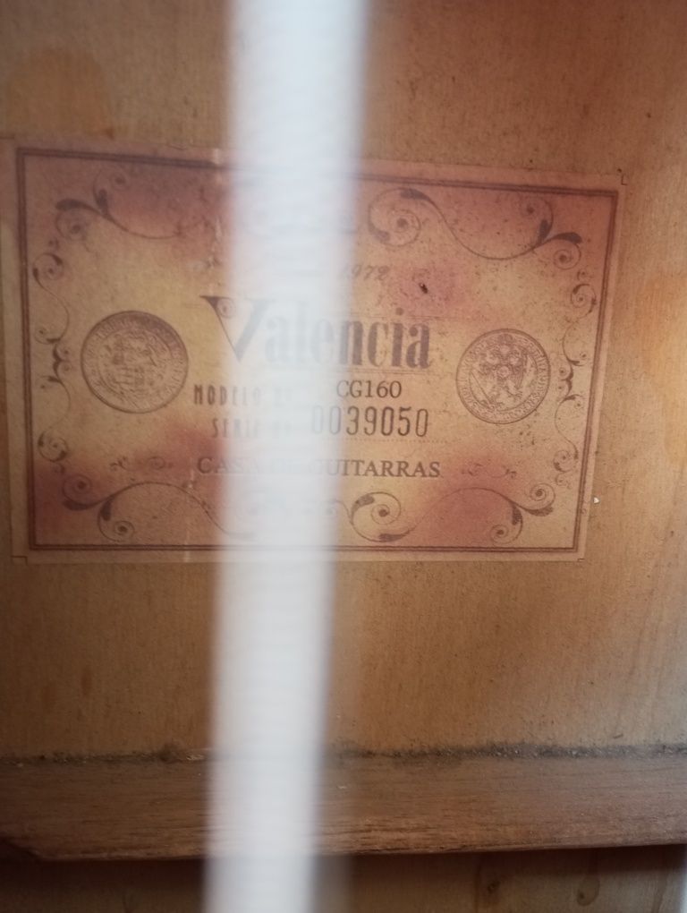 Guitarra clássica boa escala e madeira