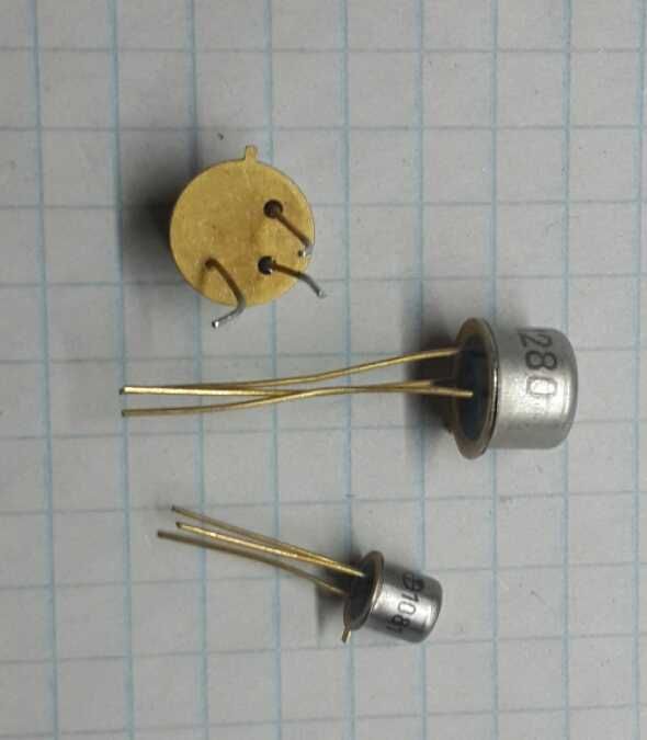 Транзисторы в металлических желтых корпусах-28шт-700грн