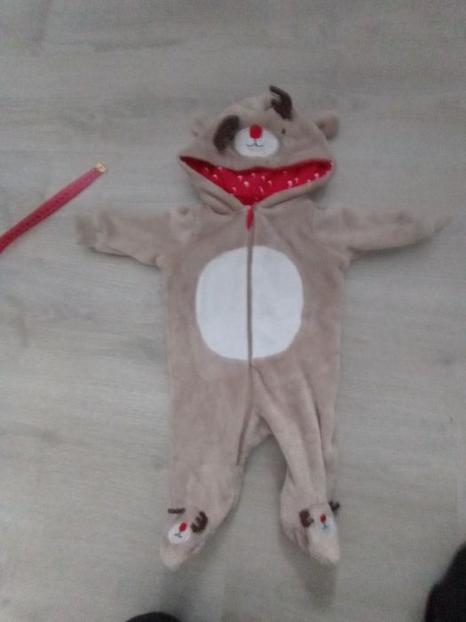 Pajacyk kombinezon polarowy cienki świąteczny